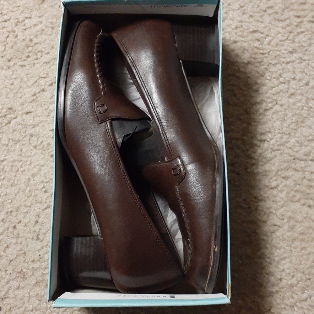 2 pairs of low heel shoes for $15 each